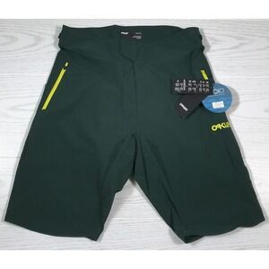 Oakley Reduct Berm Shorts Men 30 Green Biking Liner Shorts Included New